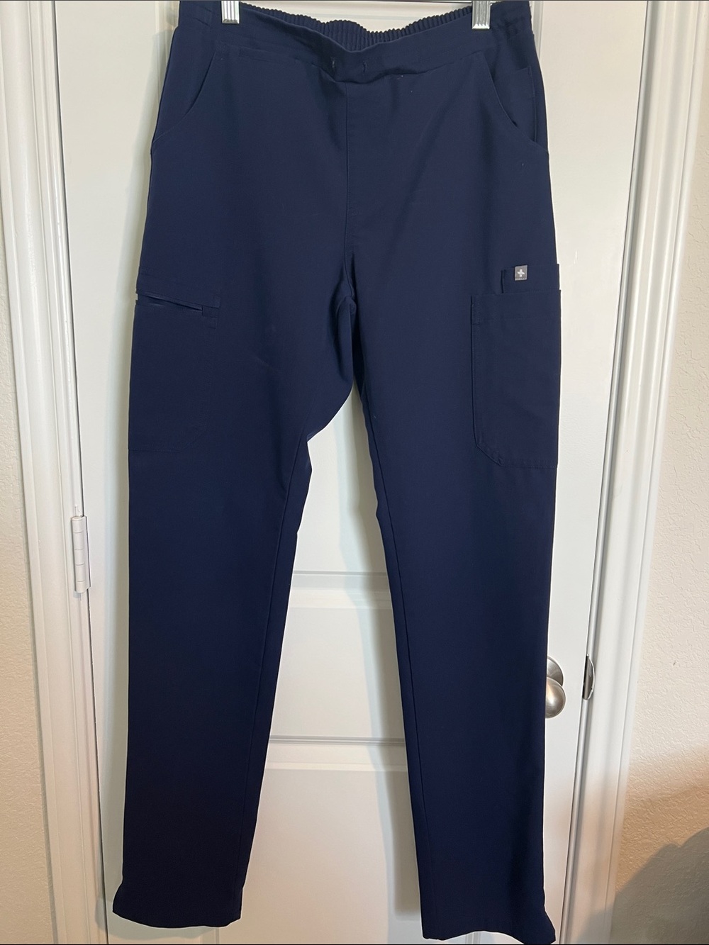 Bundle of Figs Navy Blue Short-Sleeve Medical Scrubs *Read Description* - Picture 11 of 15